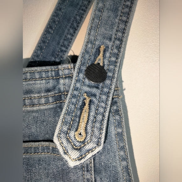 Free People (Size 25) Medium Wash Distress Side Button Zip Denim Jean Overvalls - Picture 5 of 16
